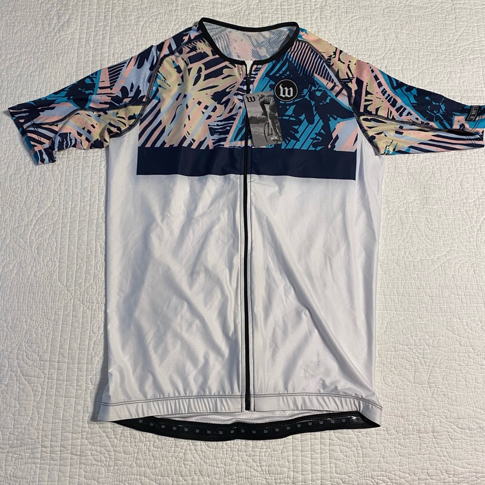 NWT Men’s XXL Sleeved Wattie Ink Tri Top